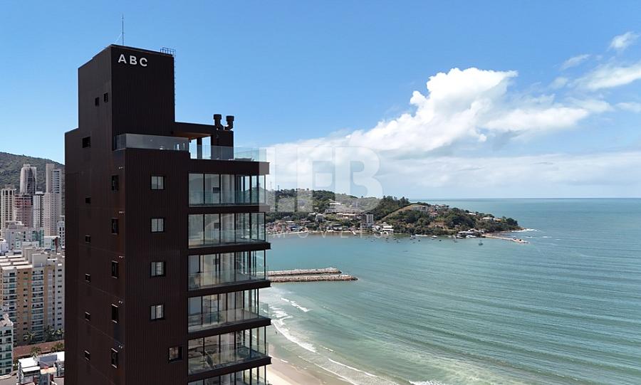 Apartamento mobiliado com 4 suítes no 143 Mayfair em Itapema — foto 47