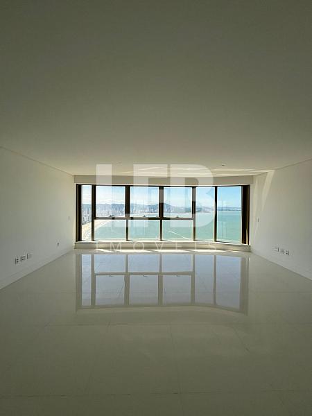 Yachthouse com 4 suítes, 265 m²  andar alto - Barra Sul - Bal. Camboriú/SC — foto 4