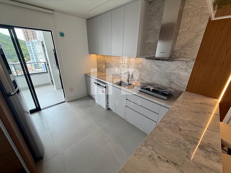 Apartamento mobiliado com 3 suítes e 132m2 no Torre de Booz em Balneário Camboriú — foto 4