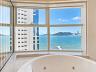 VENDIDO � Apartamento Mobiliado no Infinity Coast com Sacada Aberta | 3 Su�tes e 3 Vagas 10