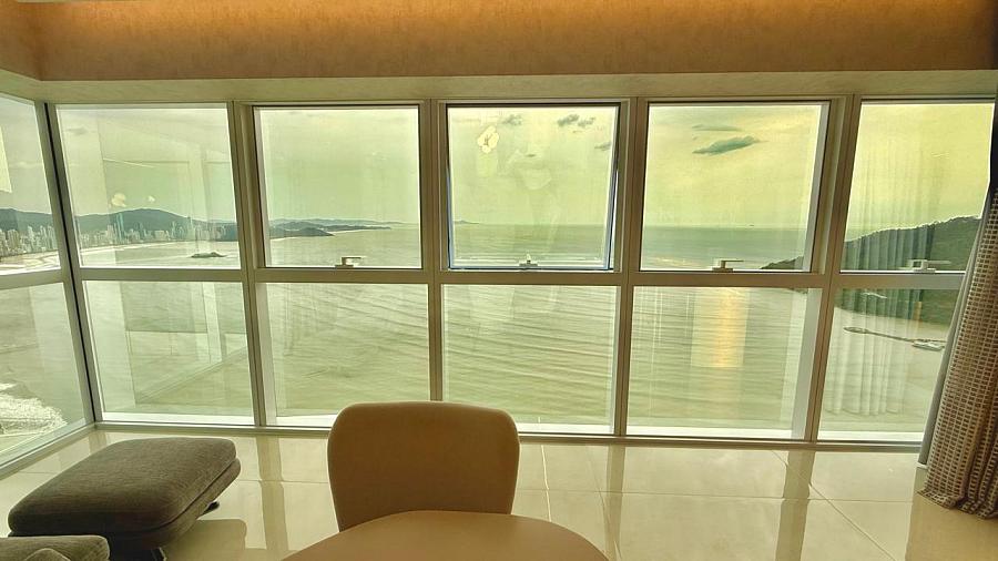 One Tower Mobiliado Frente Mar | 196 m�, 4 Su�tes e 4 Vagas 1