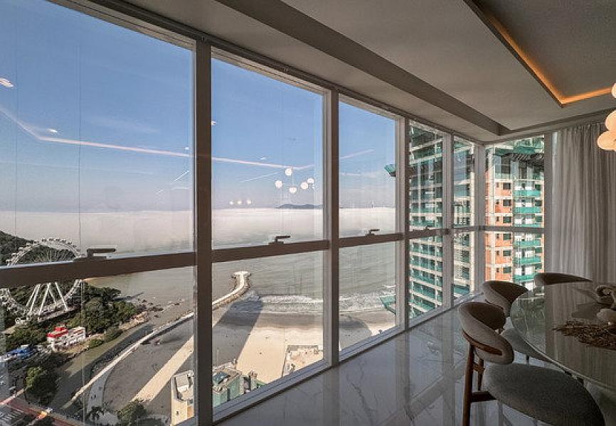 Skyline Tower mobiliado com 4 su�tes e vista mar 1
