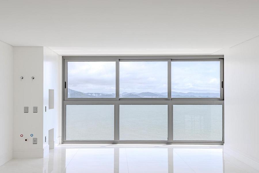Apartamento Balne�rio Cambori� Frente Mar no Pharos 1