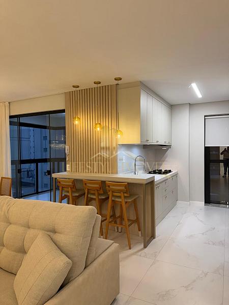 APARTAMENTO 3 SUITES MOBILIADO - ITAPEMA MEIA PRAIA - QUADRA MAR 1