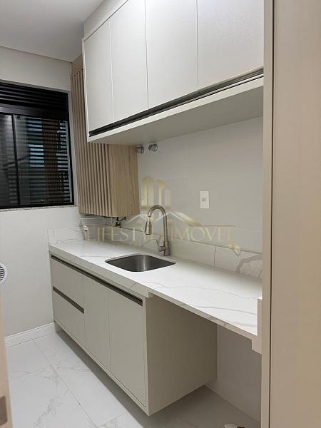 APARTAMENTO 3 SUITES MOBILIADO - ITAPEMA MEIA PRAIA - QUADRA MAR 8