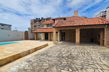 Casa com 5 quartos à venda, 516m², 6 banheiros, 5 garagens - Jacumã - Conde