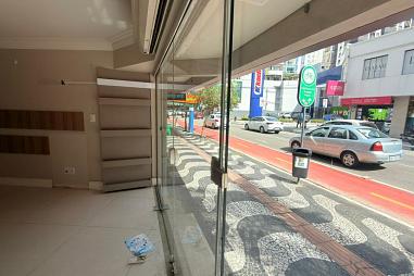 Sala Comercial na Avenida Central de Balneário Camboriú