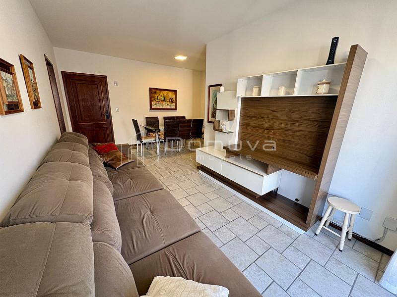 Locação anual: dois quartos // sacada // Centro de Balneário Camboriú — foto 5