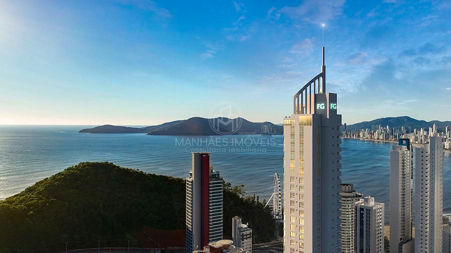 Blue Coast Tower | Contemporneo  viver prximo  natureza.