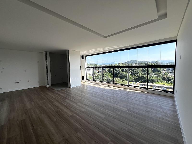 Apartamento 3 dormit�rios: Living integrado com sacada 