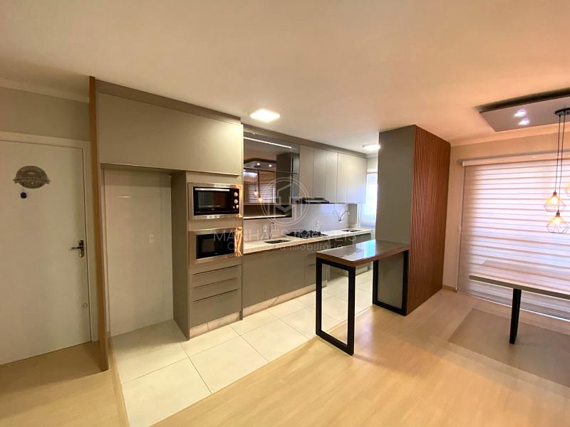 Apartamento Mobiliado: Living e Cozinha
