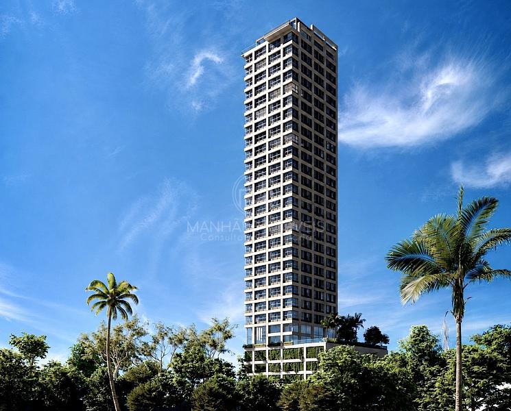 Vista frontal completa da torre de 30 pavimentos do empreendimento Cor� emoldurada por palmeiras na Praia da Arma��o em Penha SC