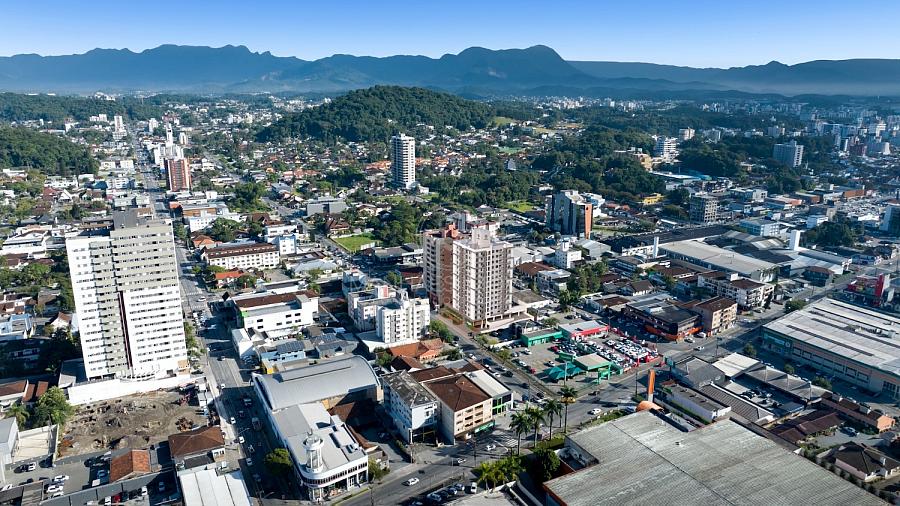 Celebra: Localizado na Rua Timb�, n� 90 � Bairro Am�rica