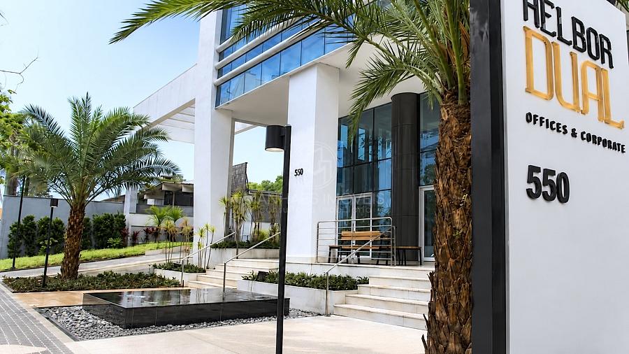 Condom�nio Helbor Dual Offices: Fachada com arquitetura moderna e infraestrutura corporativa premium em Joinville