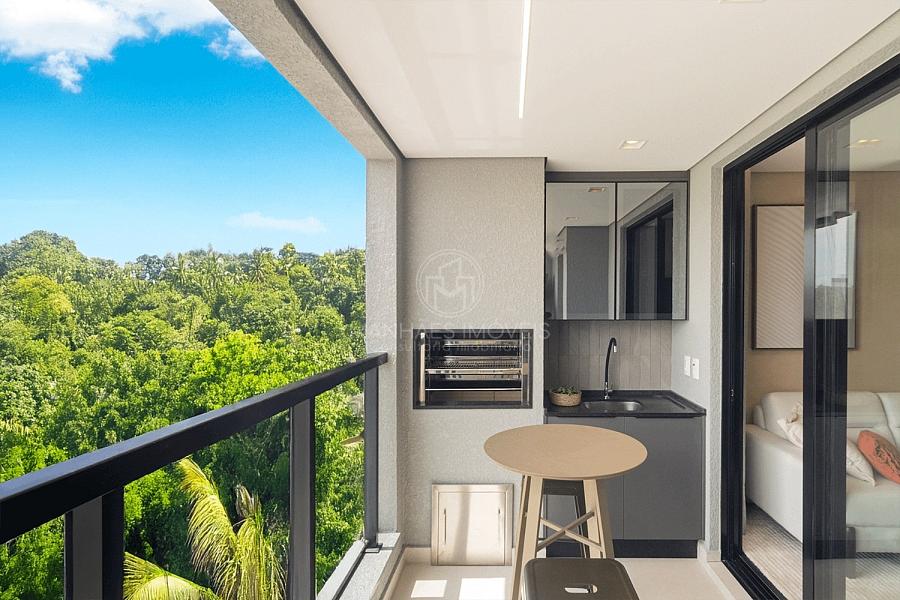 Apartamento Mobiliado de 66m�: Sacada com Churrasqueira a Carv�o