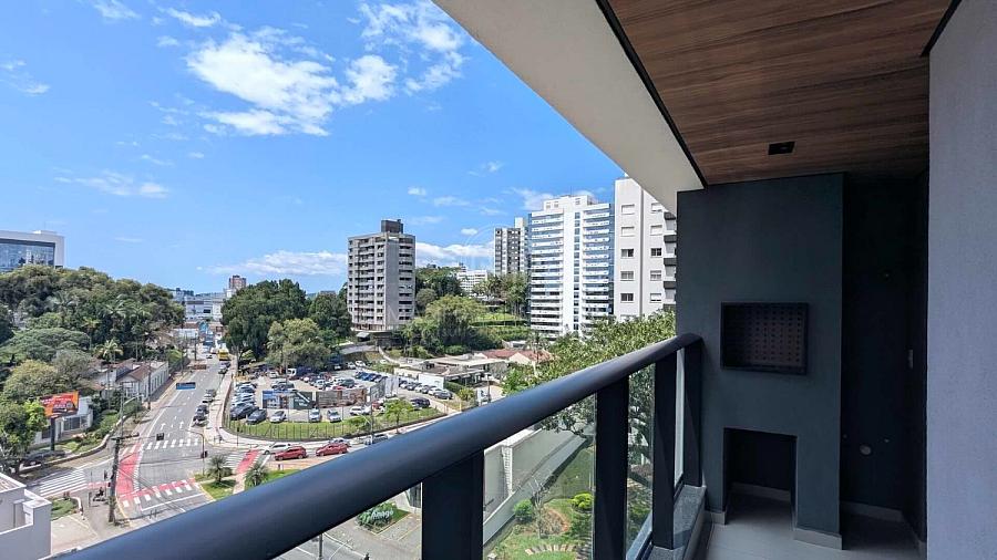 Apartamento | 91 m�: Sacada com Churrasqueira