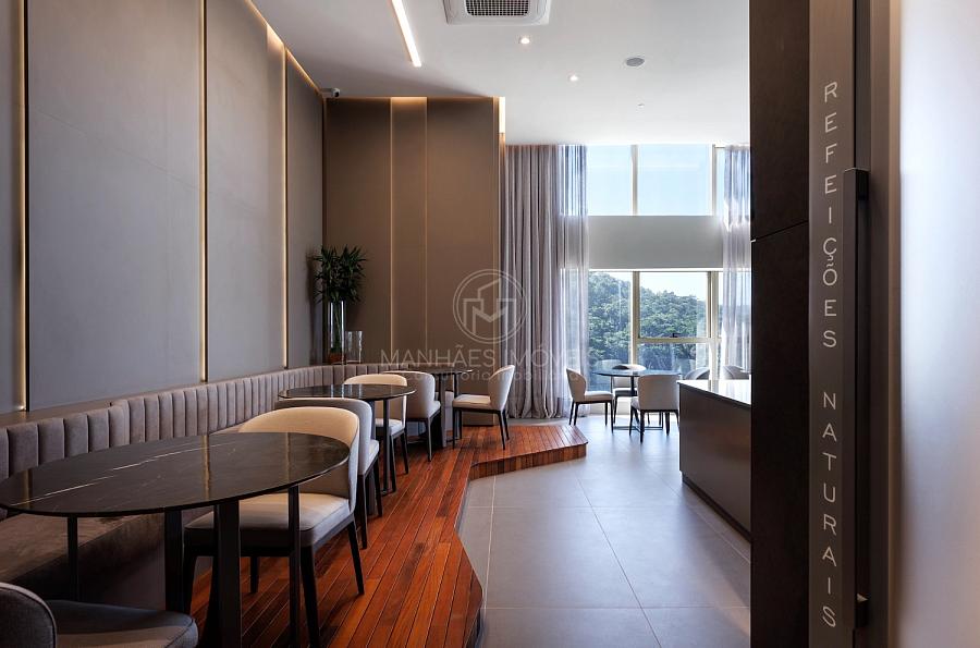 Apartamento com 4 suítes, 3 vagas de garagem, 261m² priv. — foto 19