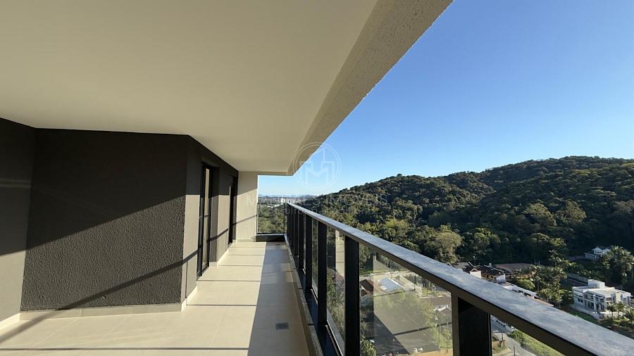 Apartamento Tipo 06: Ampla sacada 