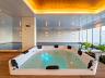 Deck do lazer interno com Spa