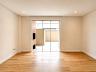 Living com acesso ao terra�o com churrasqueira do Apartamento Garden