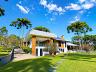 Fachada da casa de alto padr�o com 4 quartos (2 su�tes) na ch�cara em Campo Alegre, SC