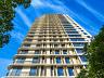 Edif�cio Ophir � Arquitetura moderna na fachada lateral com acabamentos premium