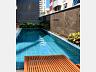 Piscina com cascata