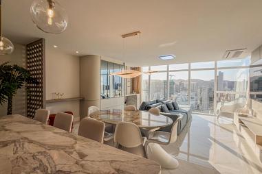 Apartamento com 3 quartos à venda, 126m², 3 banheiros, 2 garagens - Centro - Balneário Camboriú