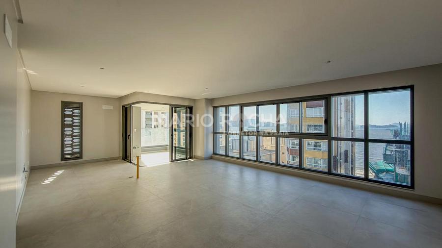 Apartamento à venda em Balneário Camboriú, no edifício Tonino Lamborghini — foto 2