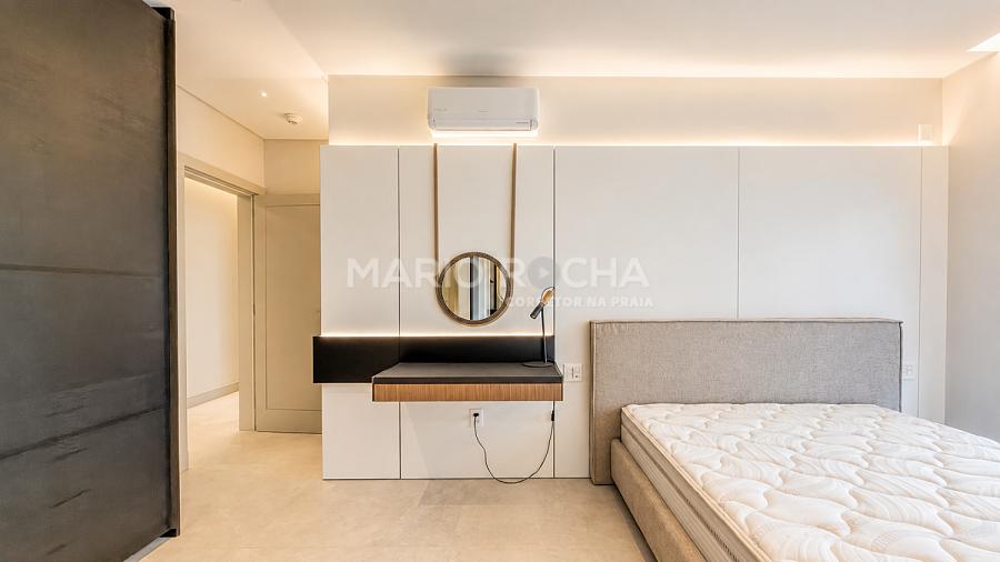 Apartamento mobiliado � venda em Balne�rio Cambori�, no edif�cio Tonino Lamborghini 10