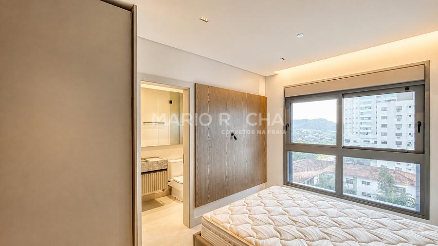 Apartamento mobiliado � venda em Balne�rio Cambori�, no edif�cio Tonino Lamborghini 14