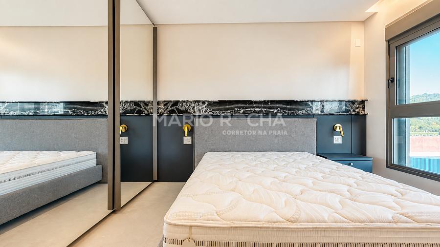 Apartamento mobiliado � venda em Balne�rio Cambori�, no edif�cio Tonino Lamborghini 16