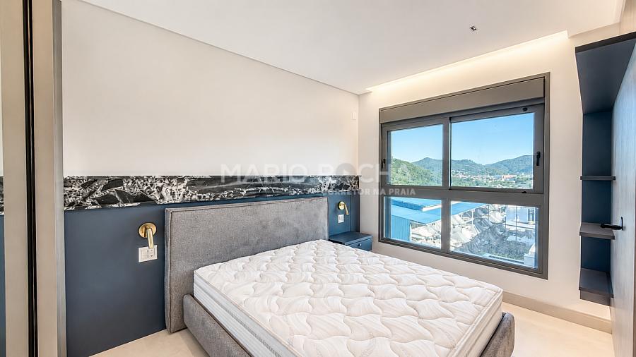 Apartamento mobiliado � venda em Balne�rio Cambori�, no edif�cio Tonino Lamborghini 18