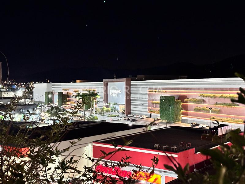 Apartamento mobiliado à venda em Balneário Camboriú, no edifício Icon — foto 37