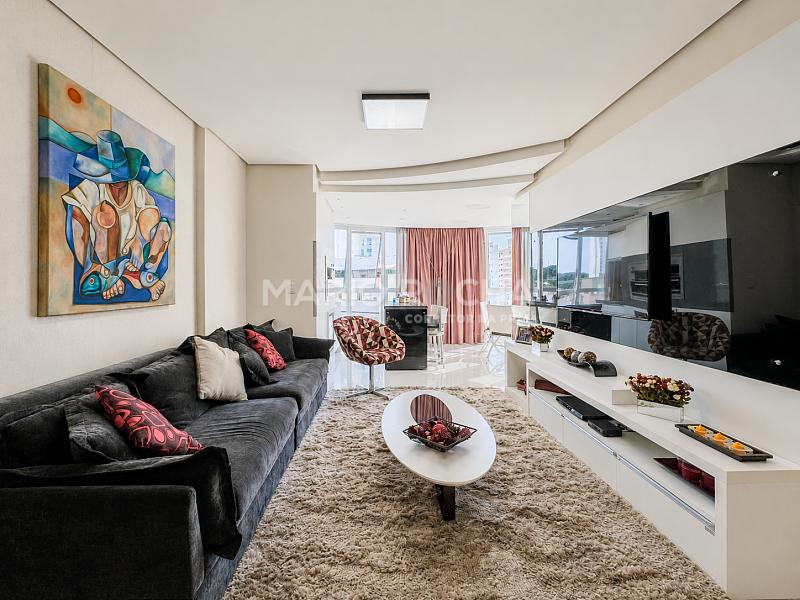 Apartamento � venda em Balne�rio Cambori�, mobiliado, no edif�cio Le Majestic 7