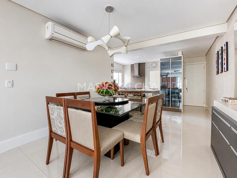 Apartamento � venda em Balne�rio Cambori�, mobiliado, no edif�cio Le Majestic 8