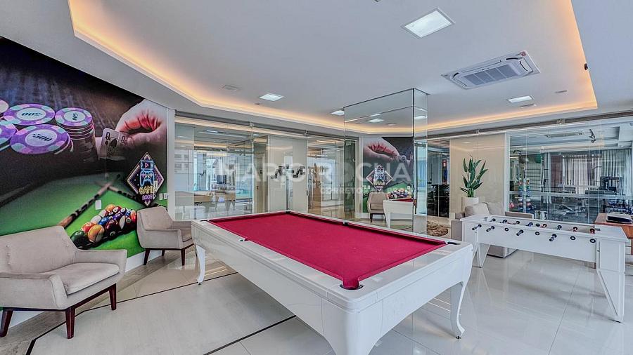 Apartamento � venda em Balne�rio Cambori�, mobiliado, no edif�cio Le Majestic 32