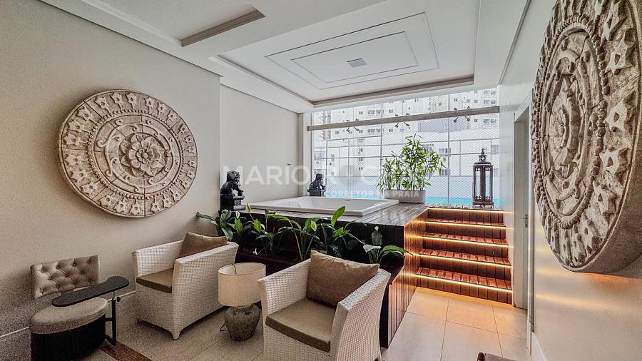 Apartamento � venda em Balne�rio Cambori�, mobiliado, no edif�cio Le Majestic 48