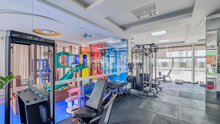 Apartamento � venda em Balne�rio Cambori�, mobiliado, no edif�cio Le Majestic 35