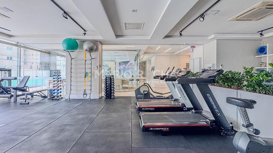 Apartamento � venda em Balne�rio Cambori�, mobiliado, no edif�cio Le Majestic 37