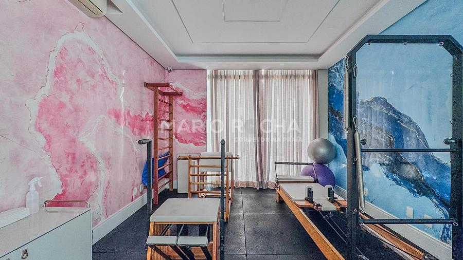 Apartamento � venda em Balne�rio Cambori�, mobiliado, no edif�cio Le Majestic 40
