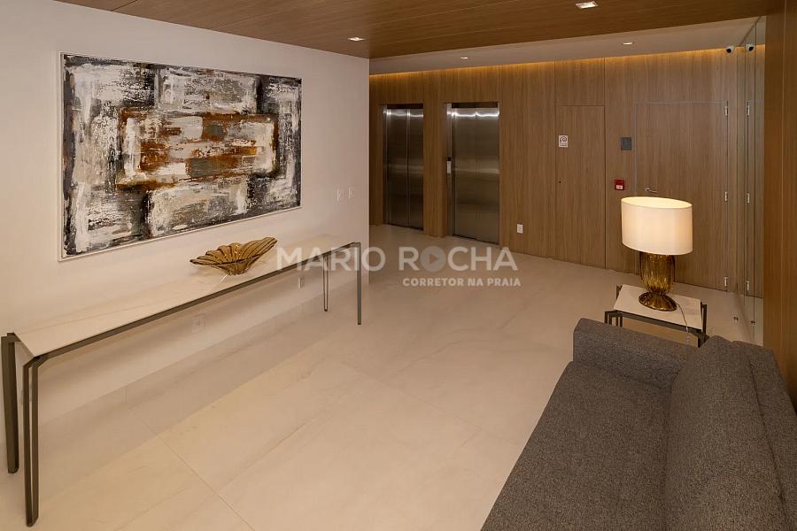 Cobertura duplex finamente mobiliada à venda em Balneário Camboriú, no edifício Charmant — foto 35