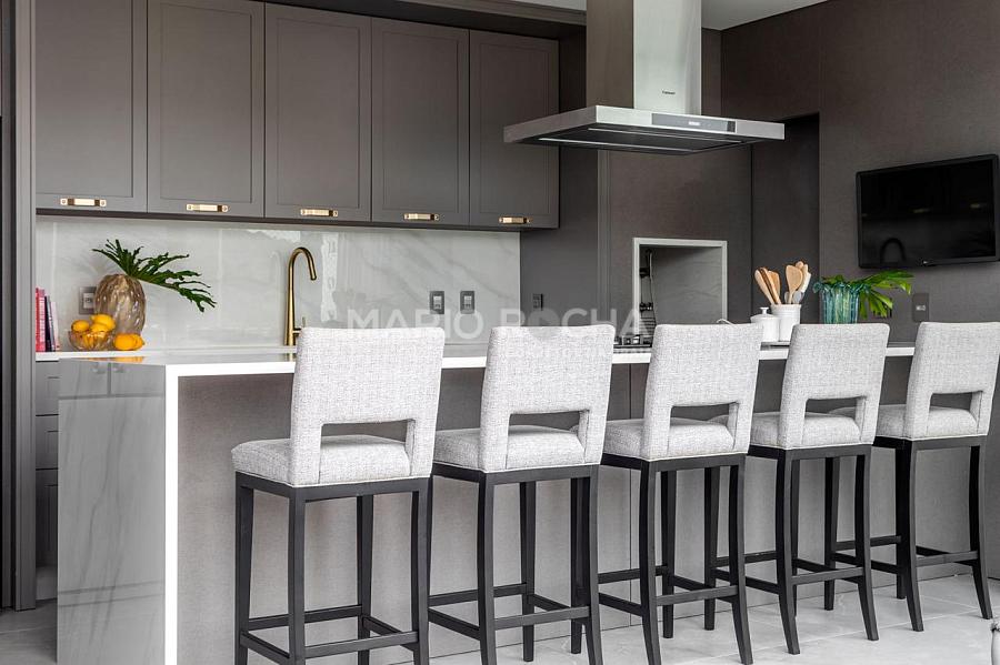 Cobertura duplex finamente mobiliada à venda em Balneário Camboriú, no edifício Charmant — foto 3