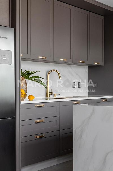 Cobertura duplex finamente mobiliada à venda em Balneário Camboriú, no edifício Charmant — foto 13