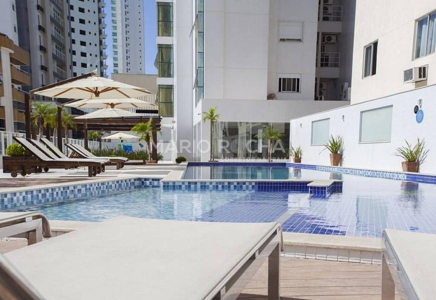 Apartamento � venda no edif�cio Villa di Mare em Balne�rio Cambori� 36