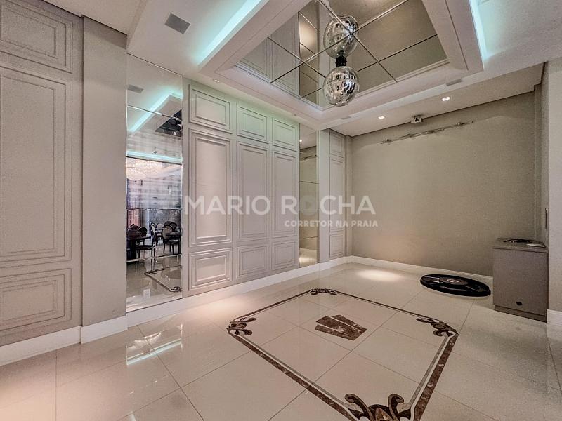 Apartamento � venda no edif�cio Merithamon em Balne�rio Cambori� 24