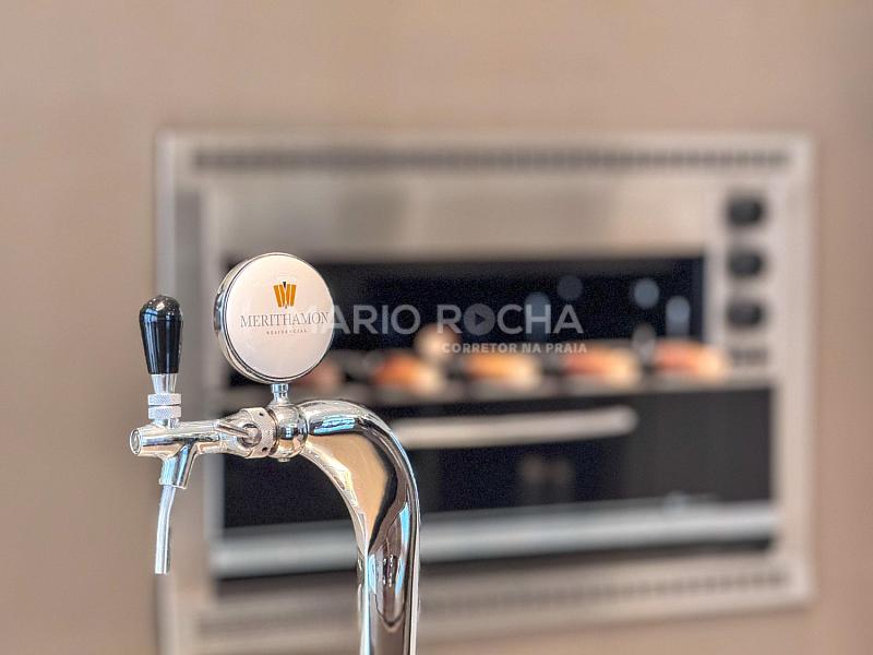 Apartamento � venda no edif�cio Merithamon em Balne�rio Cambori� 28
