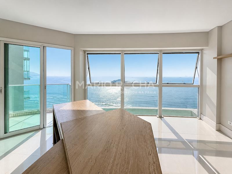 Apartamento � venda no edif�cio Le Classic em Balne�rio Cambori� 22