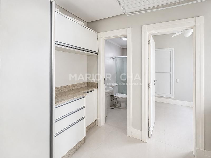 Apartamento � venda no edif�cio Le Classic em Balne�rio Cambori� 33