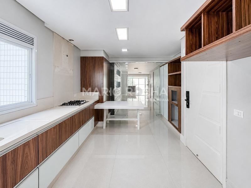Apartamento � venda no edif�cio Le Classic em Balne�rio Cambori� 36